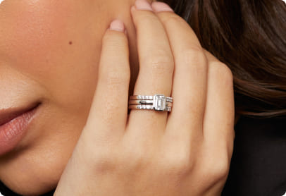 Entdecken Sie unsere Verlobungsringe – Lieferung innerhalb von 7 Tagen.