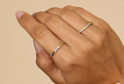 Entdecken Sie unsere Verlobungsringe – Lieferung innerhalb von 7 Tagen.